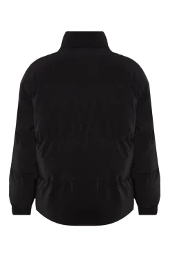 Trendyol Abrigo acolchado^Hombre Abrigos