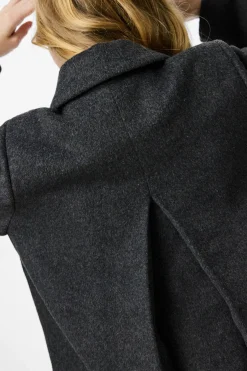 Pieces Abrigo pa&ntilde;o corto bot&oacute;n flor^Mujer Abrigos