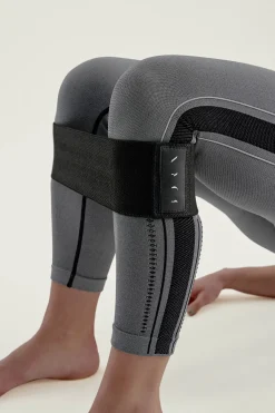 Born Living Yoga Bandas El&aacute;sticas Black & Medium Grey^Mujer Deporte