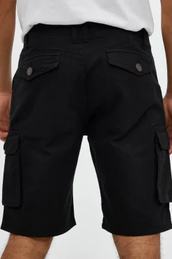 Inside Bermuda Larga^Hombre Bermudas