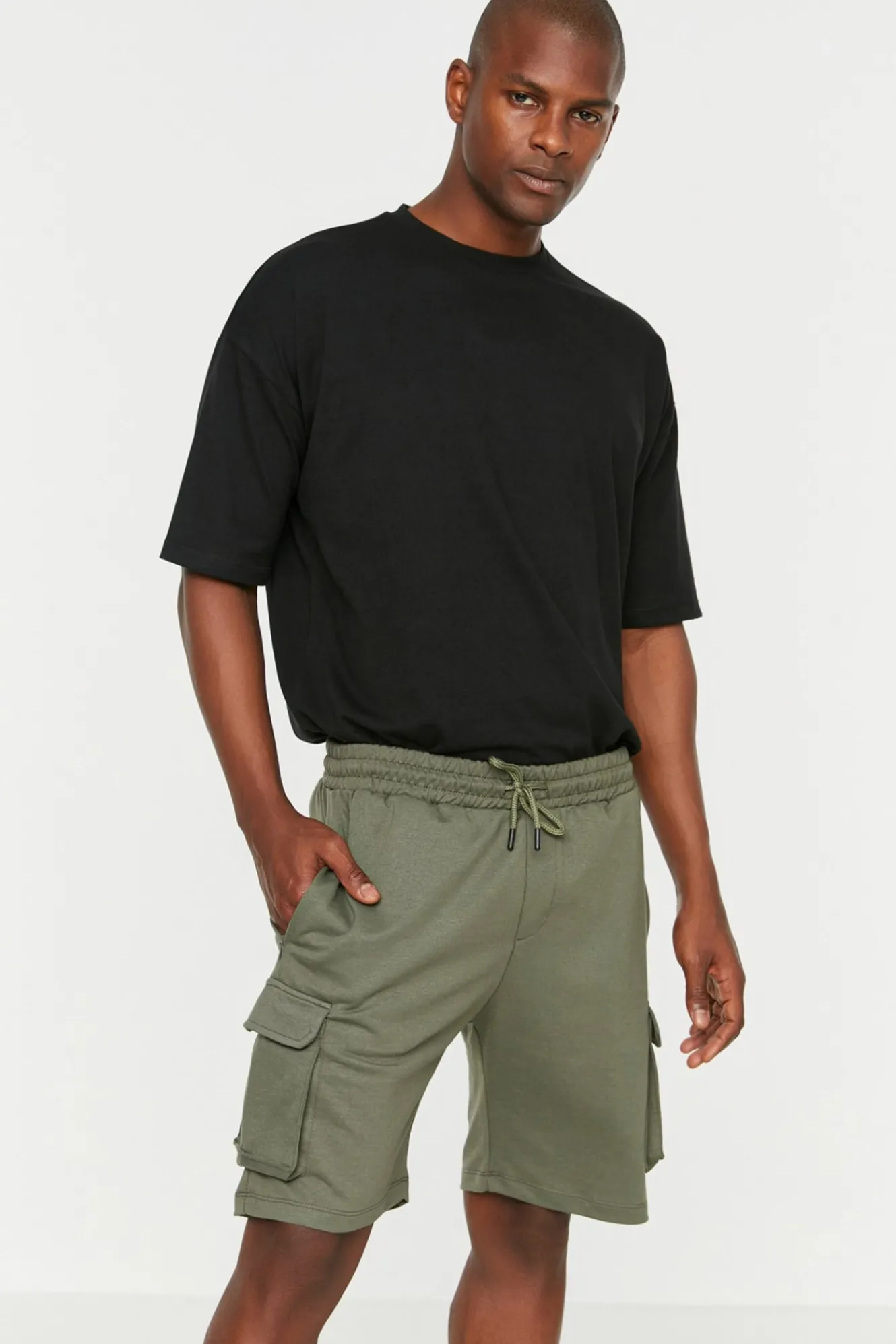 Trendyol Bermudas tipo jogger con bolsillos^Hombre Bermudas|Pantalones