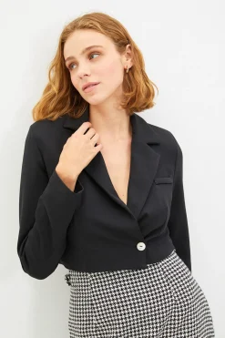 Trendyol Blazer corta^Mujer Chaquetas