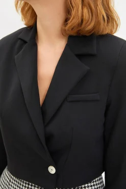 Trendyol Blazer corta^Mujer Chaquetas