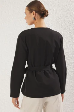 Trendyol Blazer lazo^Mujer Chaquetas