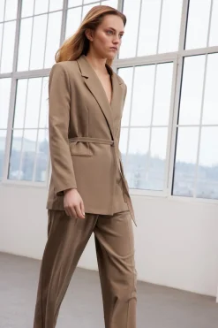 Trendyol Blazer oversize anudada^Mujer Chaquetas