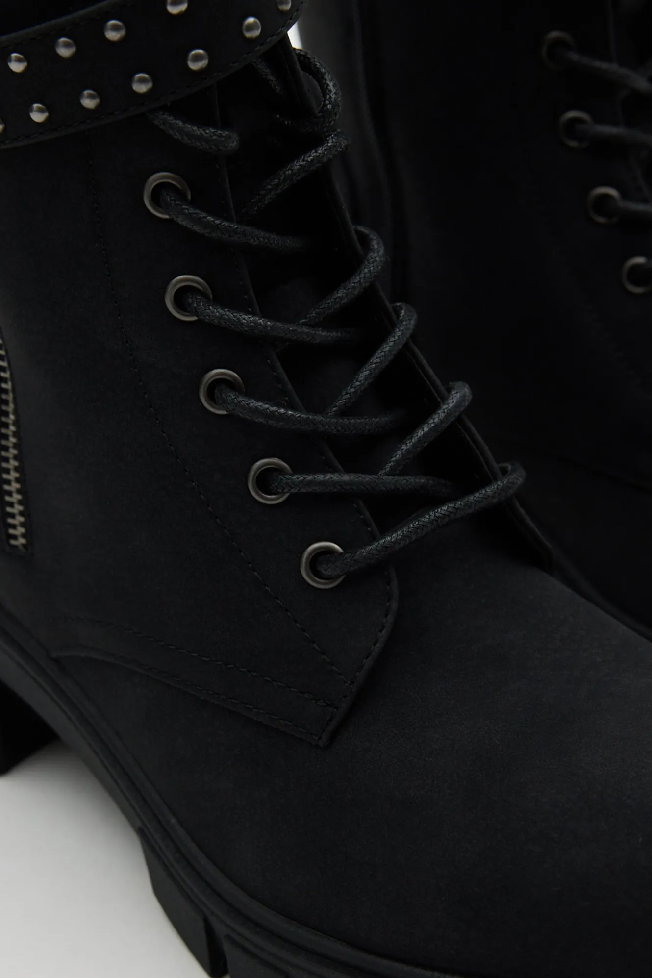 Inside Botines con cordones y cremallera^Mujer Botas
