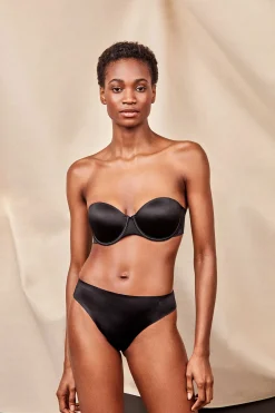 Gisela Braga tanga^Mujer Braguitas