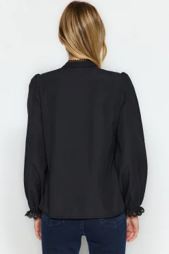 Trendyol Camisa de algod&oacute;n con detalles de encaje^Mujer Camisas Y Blusas