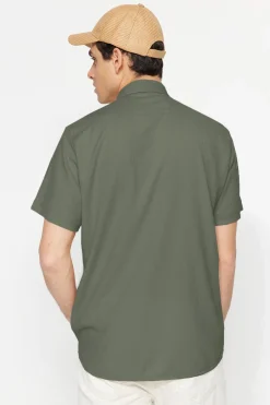 Trendyol Camisa de manga corta^Hombre Camisas