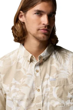 Columbia Camisa estampada de manga corta^Hombre Camisas