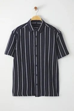 Trendyol Camisa oversize de manga corta^Hombre Camisas