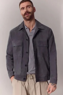 OOTO Cazadora ante^Hombre Cazadoras