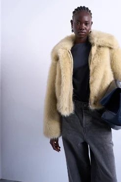 Topshop Chaqueta corta efecto pelo^Mujer Abrigos