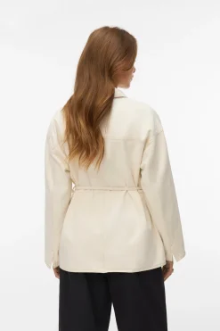 Vero Moda Chaqueta denim detalle flor^Mujer Chaquetas