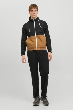 Jack & Jones Chaqueta ligera t&eacute;cnica con capucha^Hombre Cazadoras