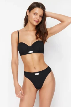 Trendyol Conjunto de ropa interior canal&eacute;^Mujer Sujetadores|Braguitas