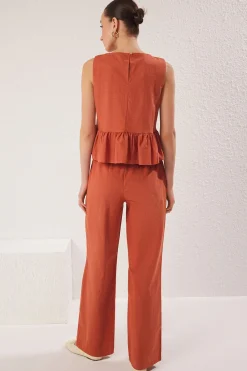 Trendyol Conjunto flu&iacute;do de dos piezas^Mujer Camisetas|Pantalones