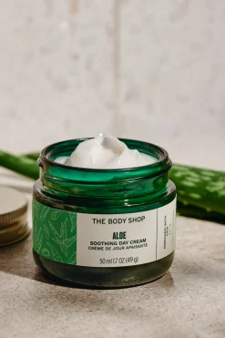 The Body Shop Crema De D&iacute;a Calmante De Aloe^Mujer Cosmética