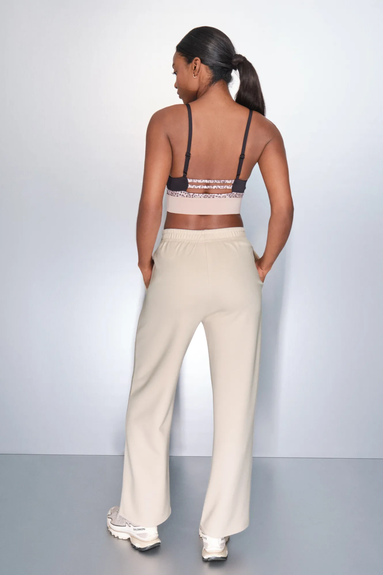 Dash and Stars Pantalón recto ancho canalé beige^Mujer Deporte