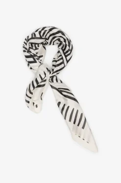 Cortefiel Pa&ntilde;uelo satinado geom&eacute;trico^Mujer Fulares