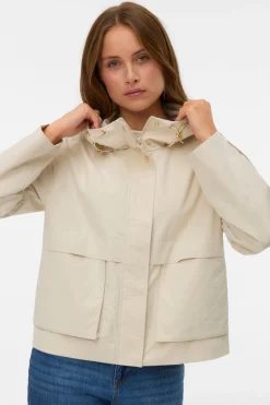 Vero Moda Parka corta con capucha^Mujer Abrigos