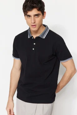Trendyol Polo detalle cuello y mangas^Hombre Polos
