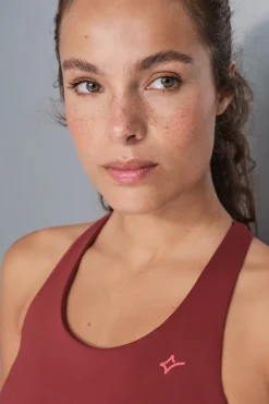 Dash and Stars Sujetador deportivo 4D Stretch granate^Mujer Deporte