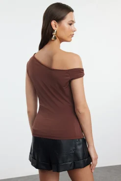 Trendyol Top asim&eacute;trico^Mujer Camisetas