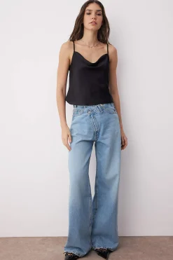 Trendyol Top de tirantes satinado^Mujer Camisetas