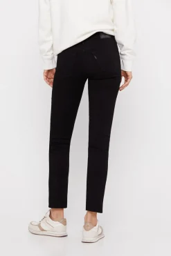 Levi's Vaquero 312&trade; Slim^Mujer Jeans