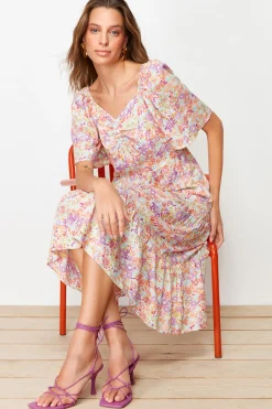 Trendyol Vestido midi escote coraz&oacute;n^Mujer Vestidos Y Monos