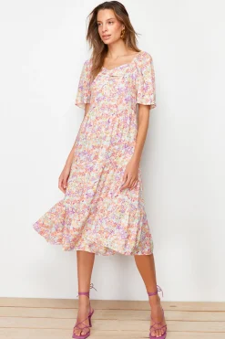 Trendyol Vestido midi escote coraz&oacute;n^Mujer Vestidos Y Monos