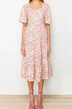 Trendyol Vestido midi escote coraz&oacute;n^Mujer Vestidos Y Monos