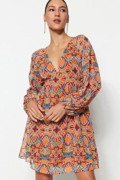 Trendyol Vestido mini flu&iacute;do cuello pico^Mujer Vestidos Y Monos