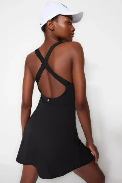 Trendyol Vetsido deportivo con pantalones cortos^Mujer Deporte